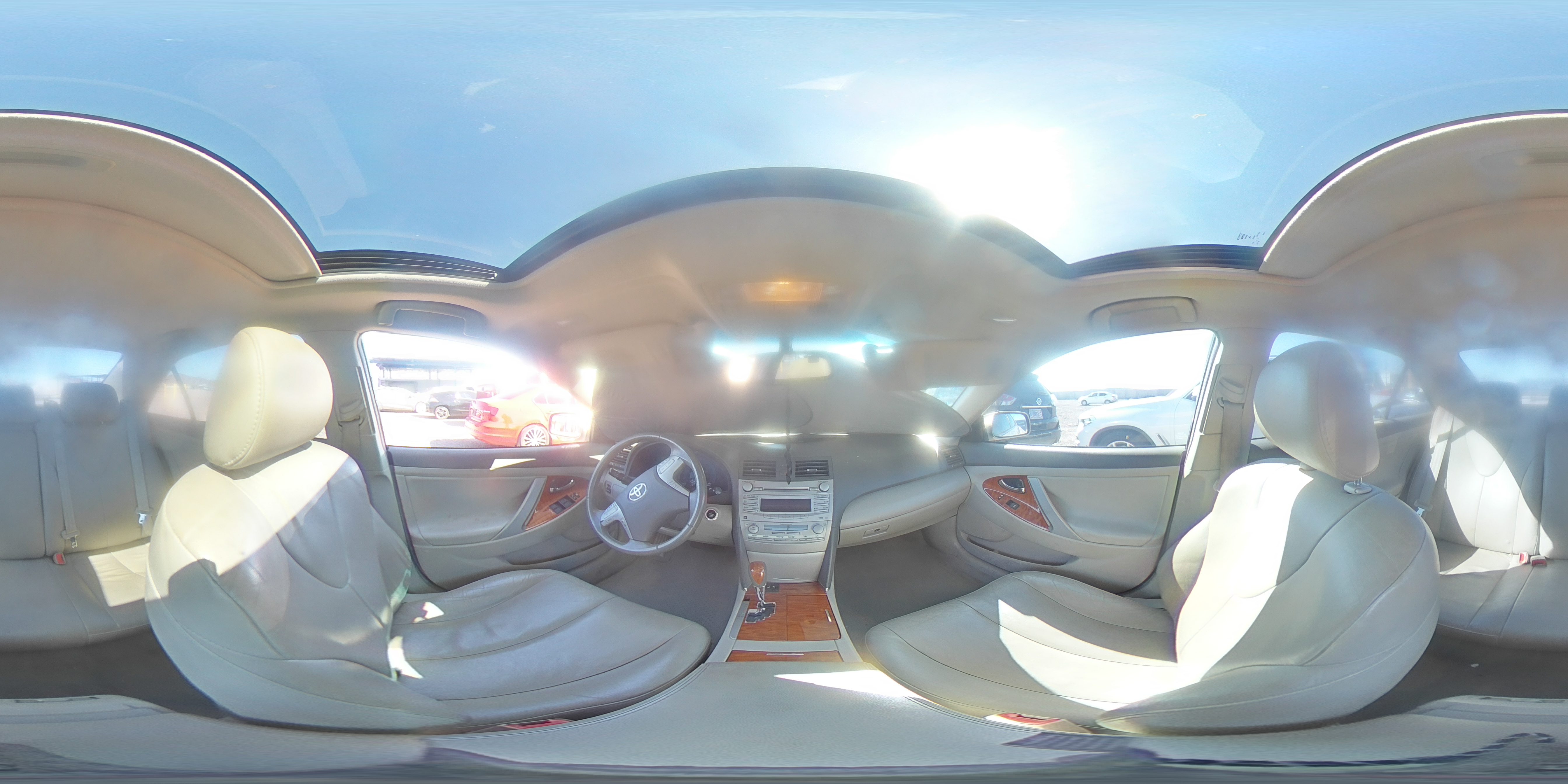 2010 Toyota Camry - Image 12