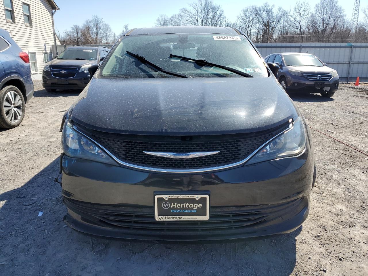 2018 Chrysler Pacifica - Image 5