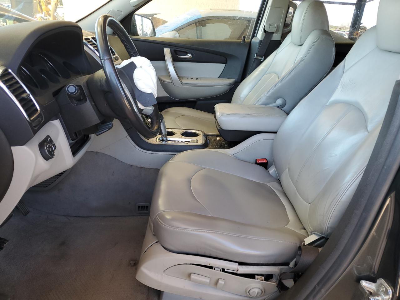 2011 GMC Acadia - Image 7