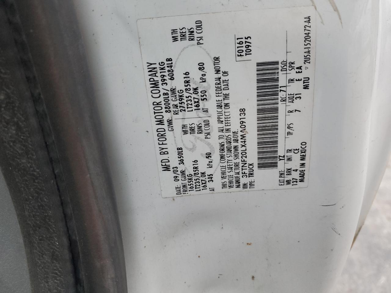 2004 Ford F250 - Image 12