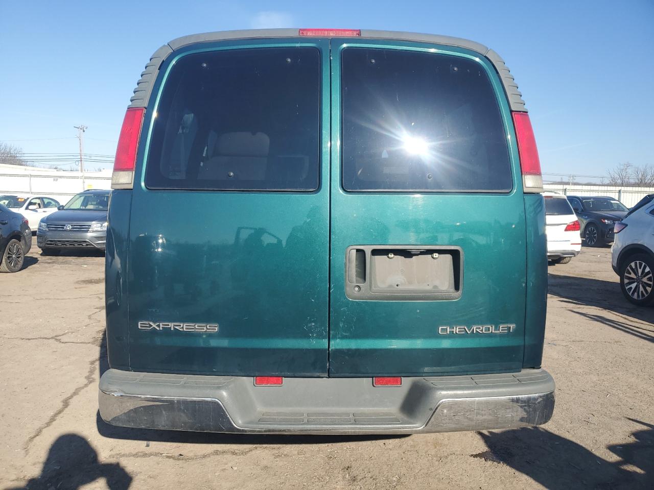 1997 Chevrolet Express G2500 VIN: 1GAGG25R1V1086734 Lot: 46941485