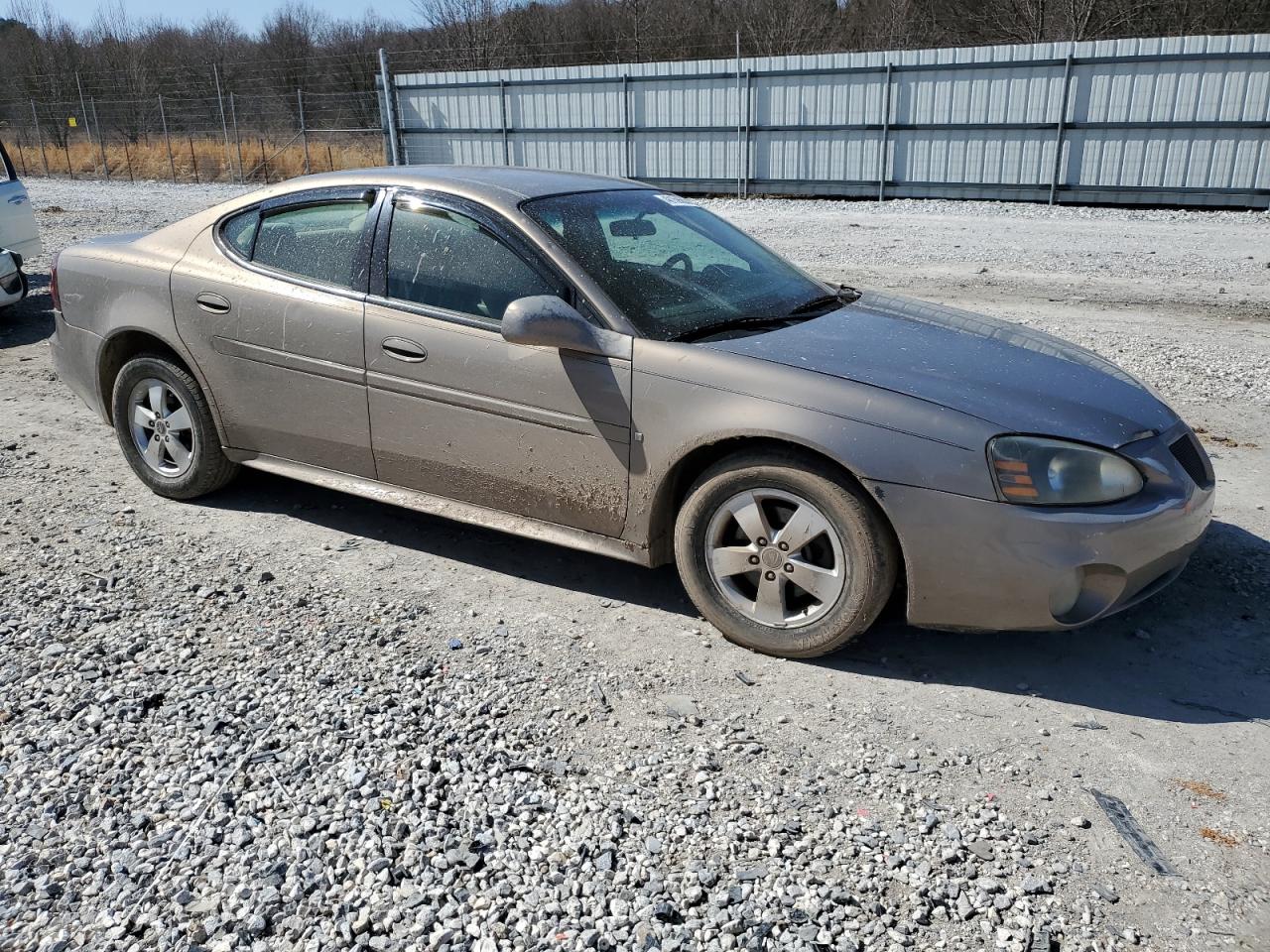 2006 Pontiac Grand Prix - Image 4