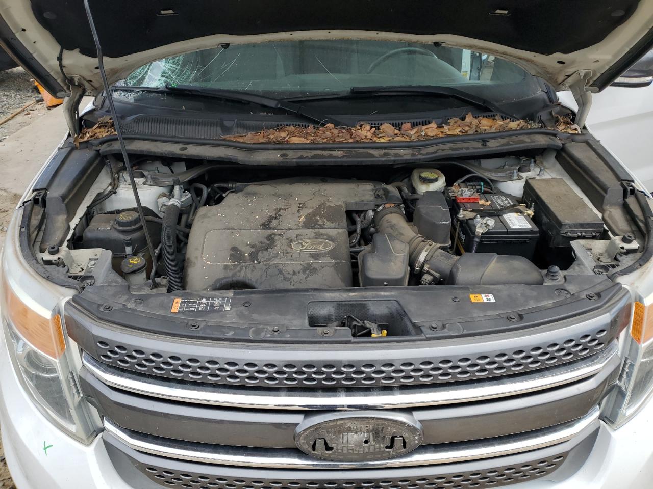 2015 Ford Explorer - Image 11