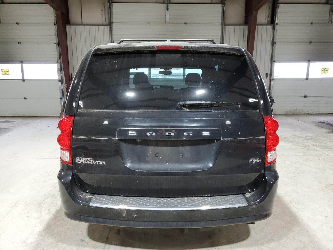 2016 Dodge Caravan - Image 6