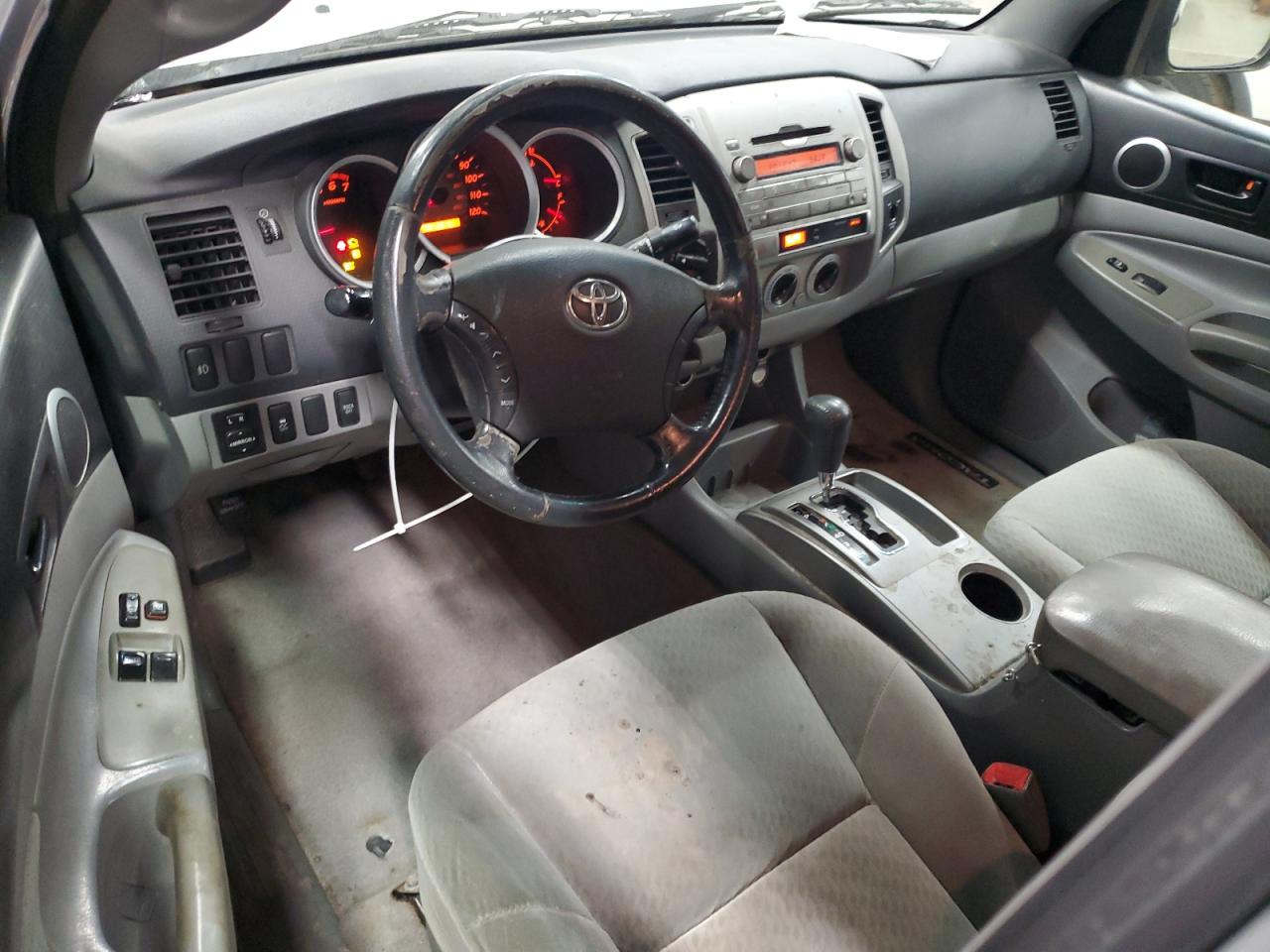 2009 Toyota Tacoma - Image 8