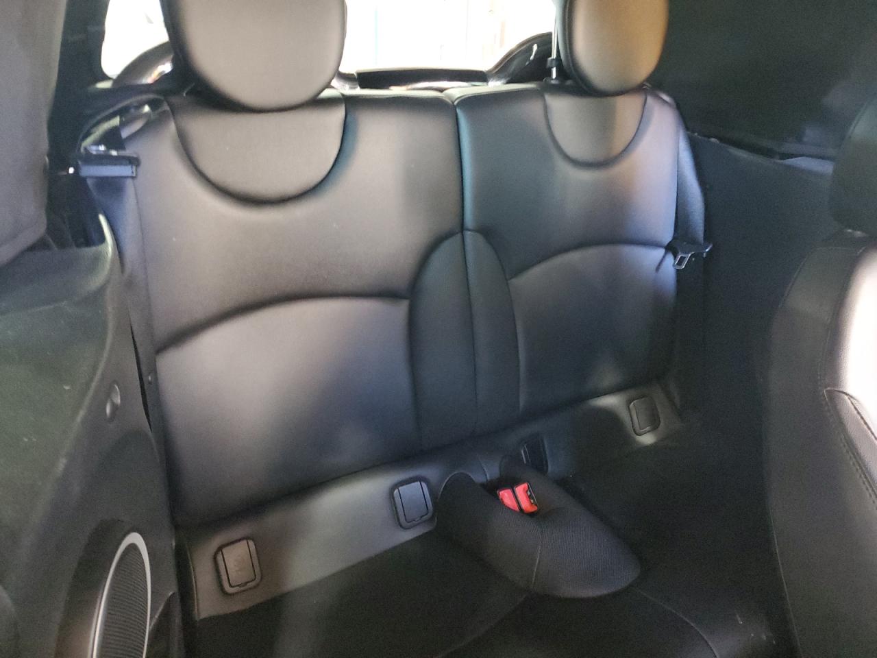 2012 MINI Cooper - Image 11