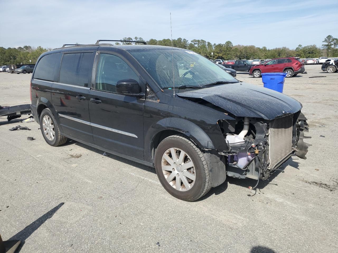 2016 Chrysler Town & Country - Image 4