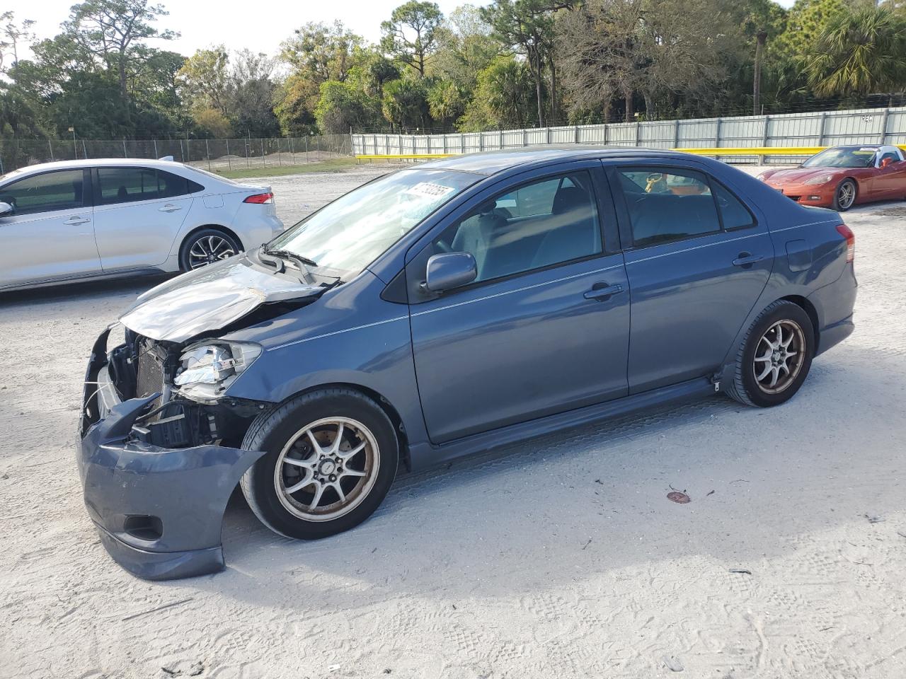 2007 Toyota Yaris - Image 1