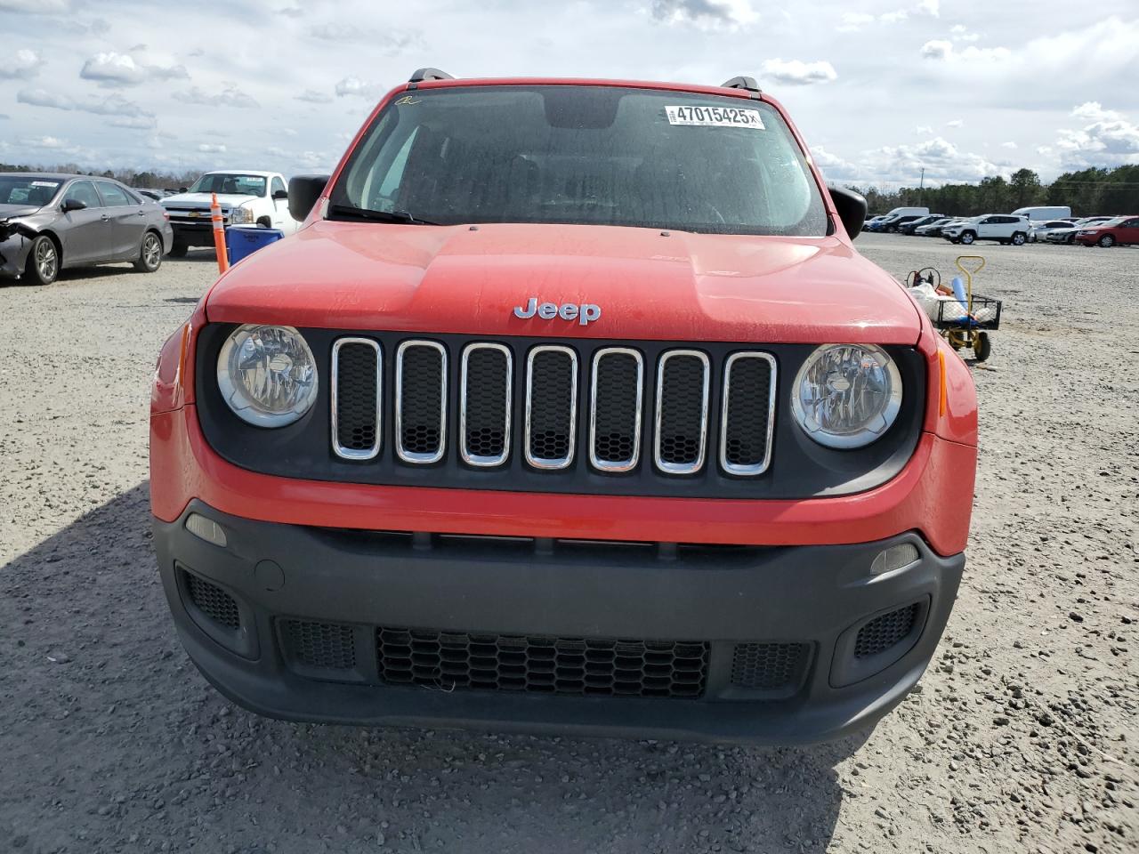 2018 Jeep Renegade - Image 5