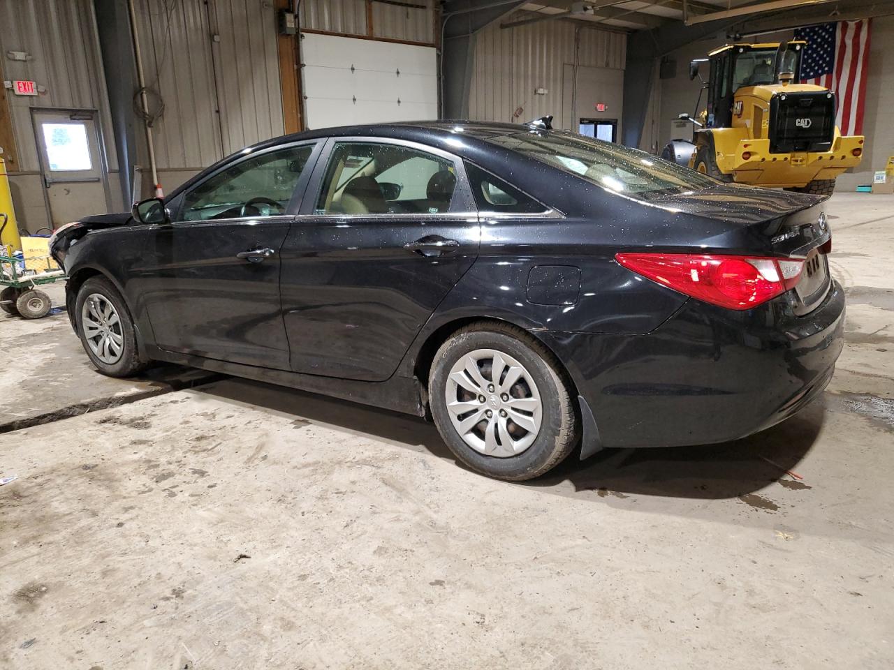 2012 Hyundai Sonata - Image 2