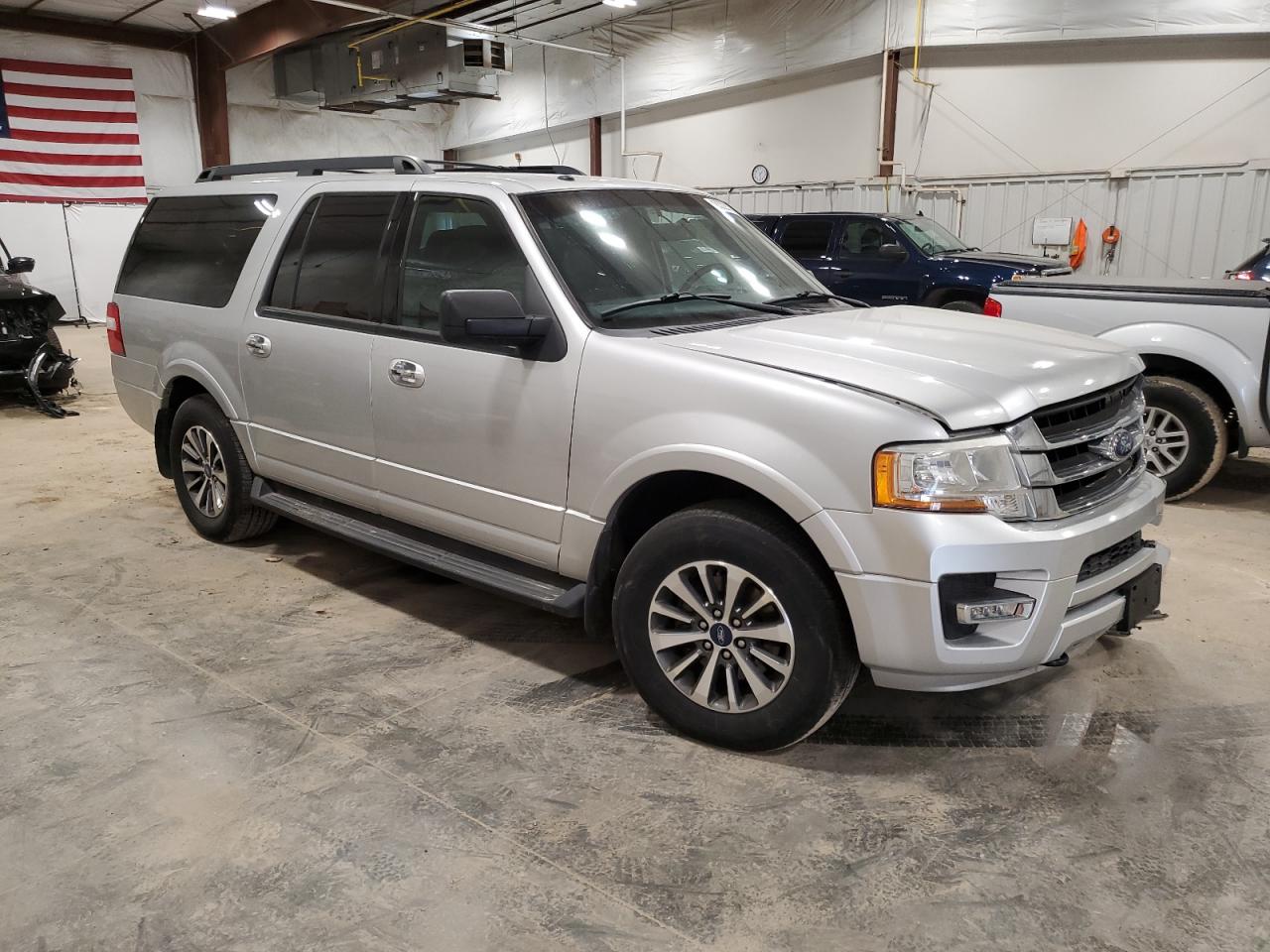 2015 Ford Expedition - Image 4