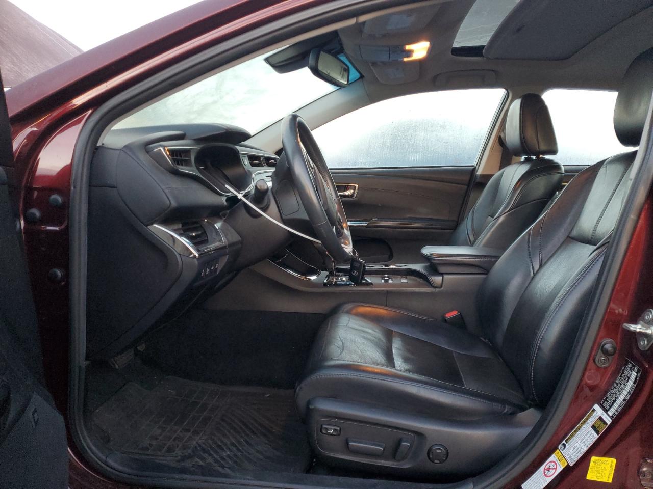 2016 Toyota Avalon - Image 7