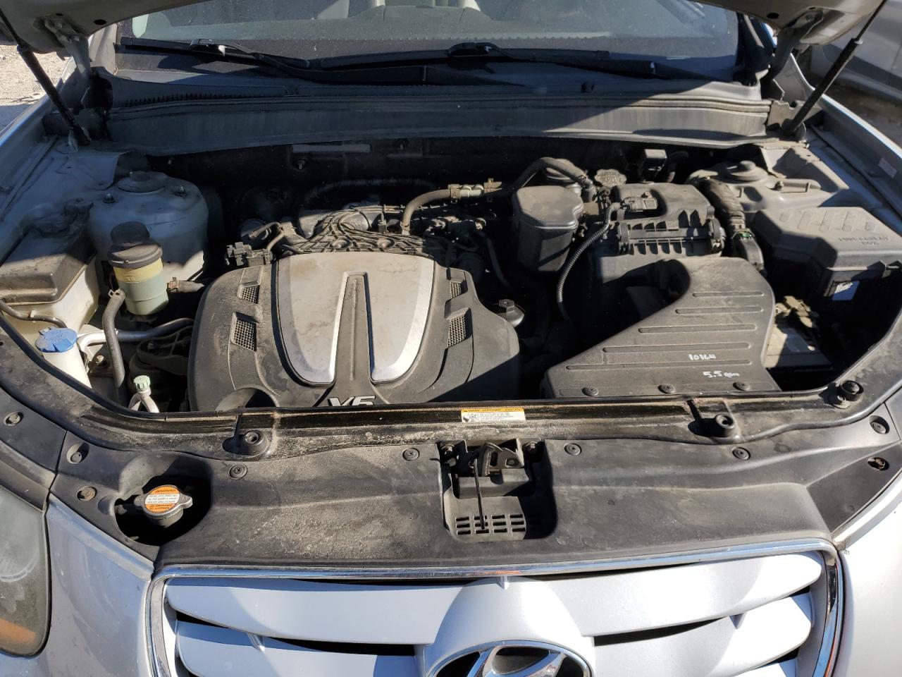 2010 Hyundai Santa Fe - Image 12