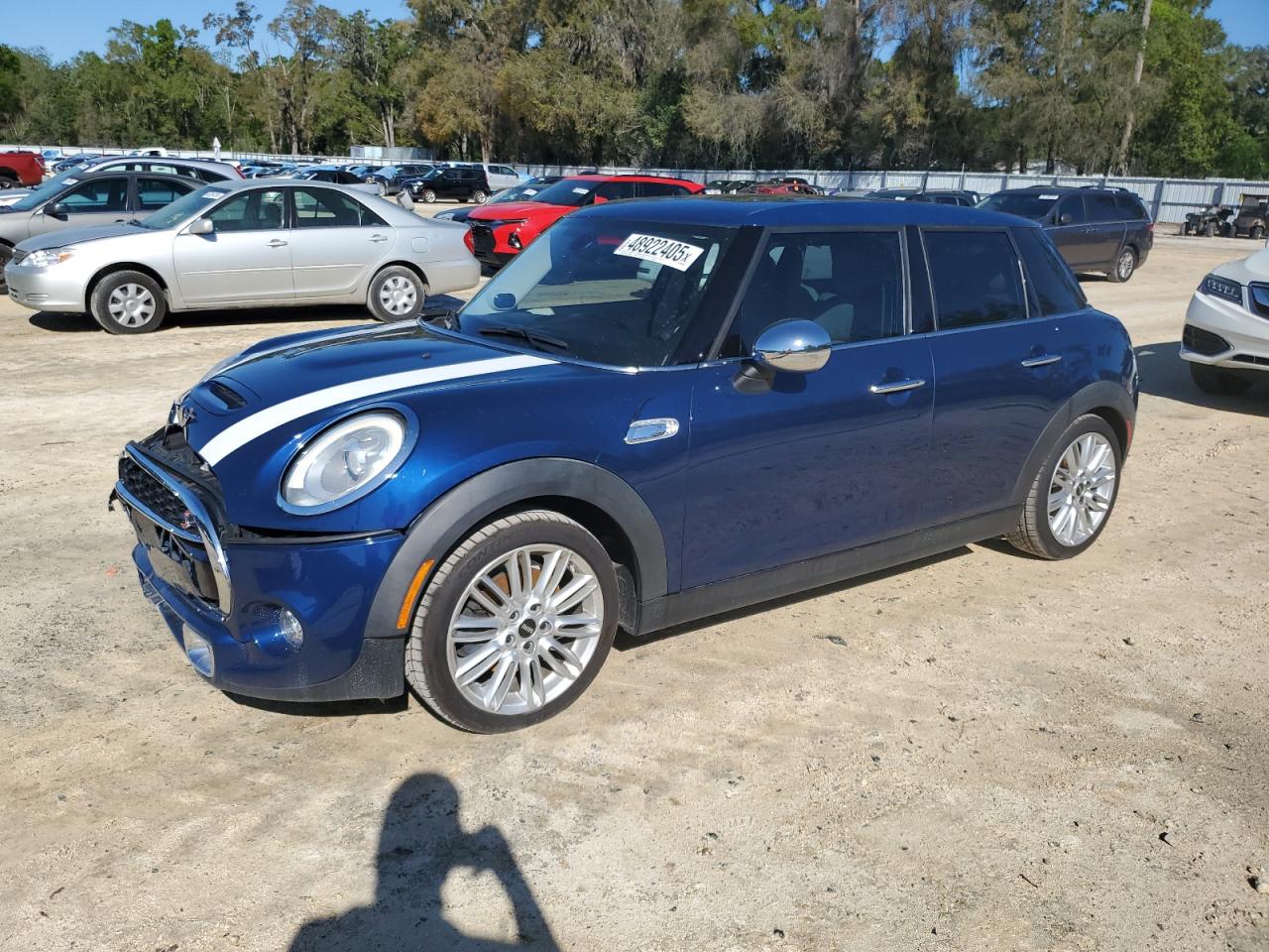 2015 MINI Cooper - Image 1