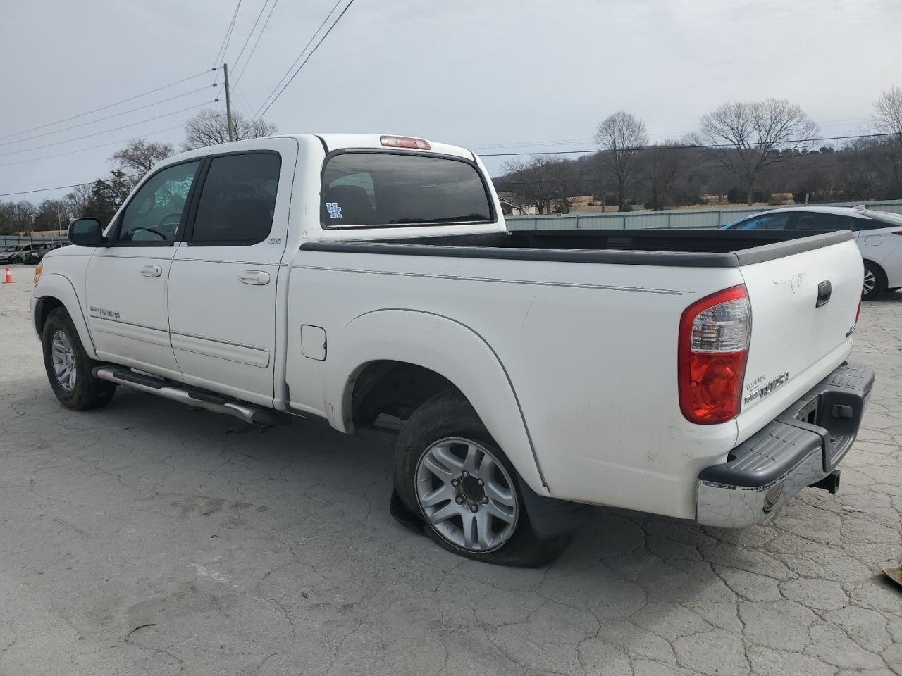 2004 Toyota Tundra - Image 2