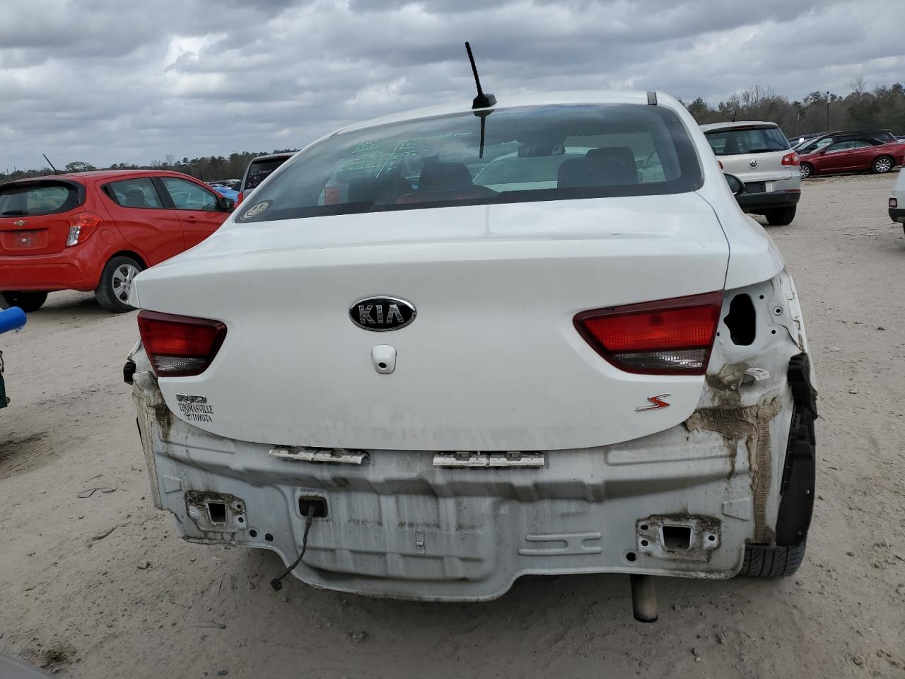 2019 Kia Rio - Image 6