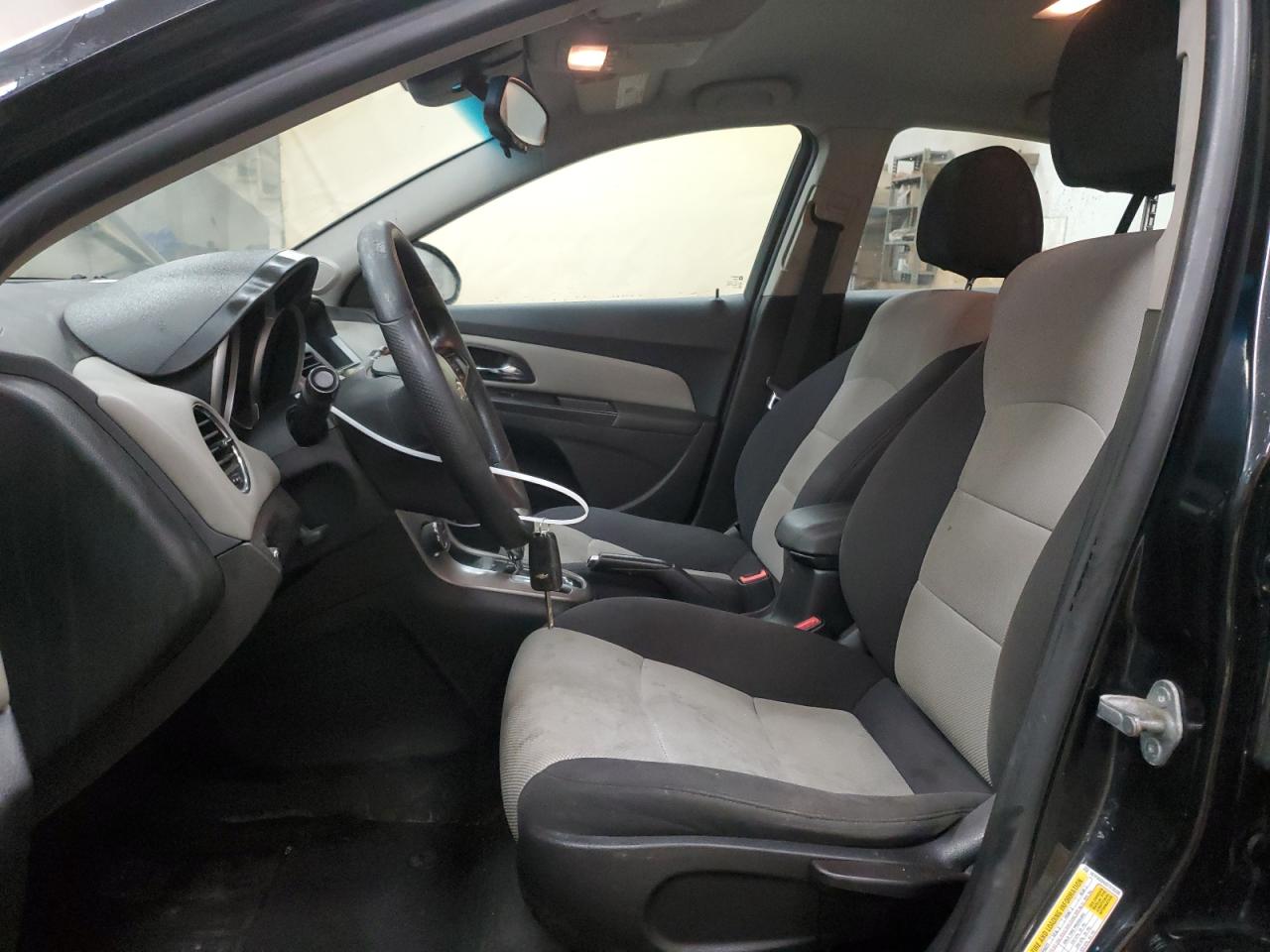 2013 Chevrolet Cruze - Image 7