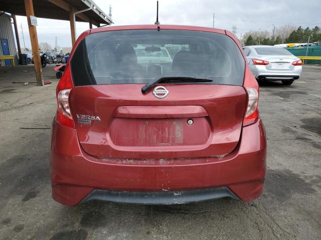  NISSAN VERSA 2017 Czerwony
