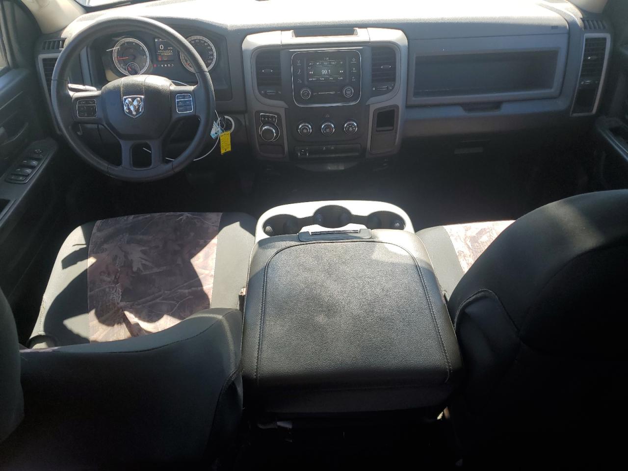 2016 RAM 1500 - Image 8