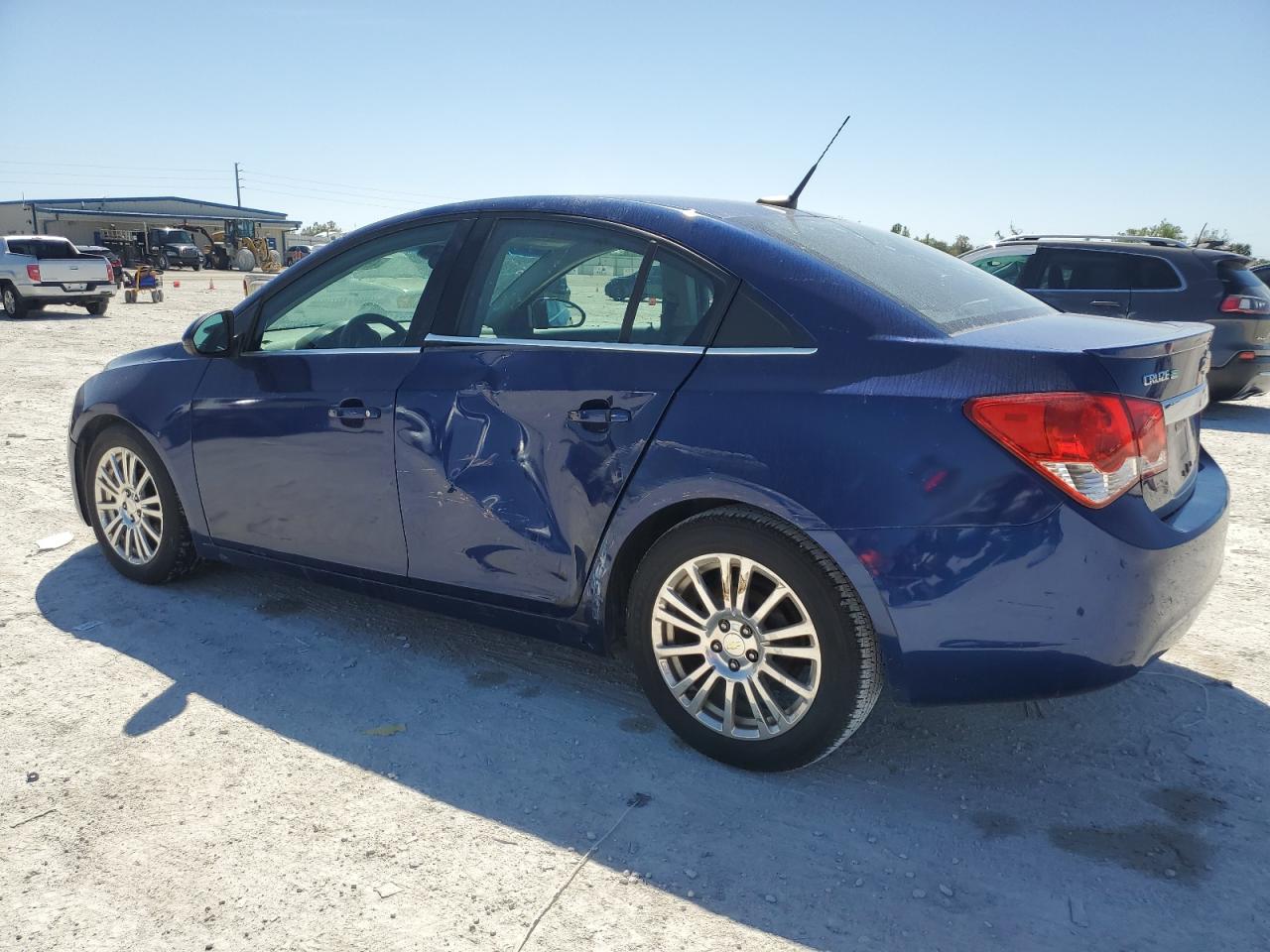 2012 Chevrolet Cruze - Image 2