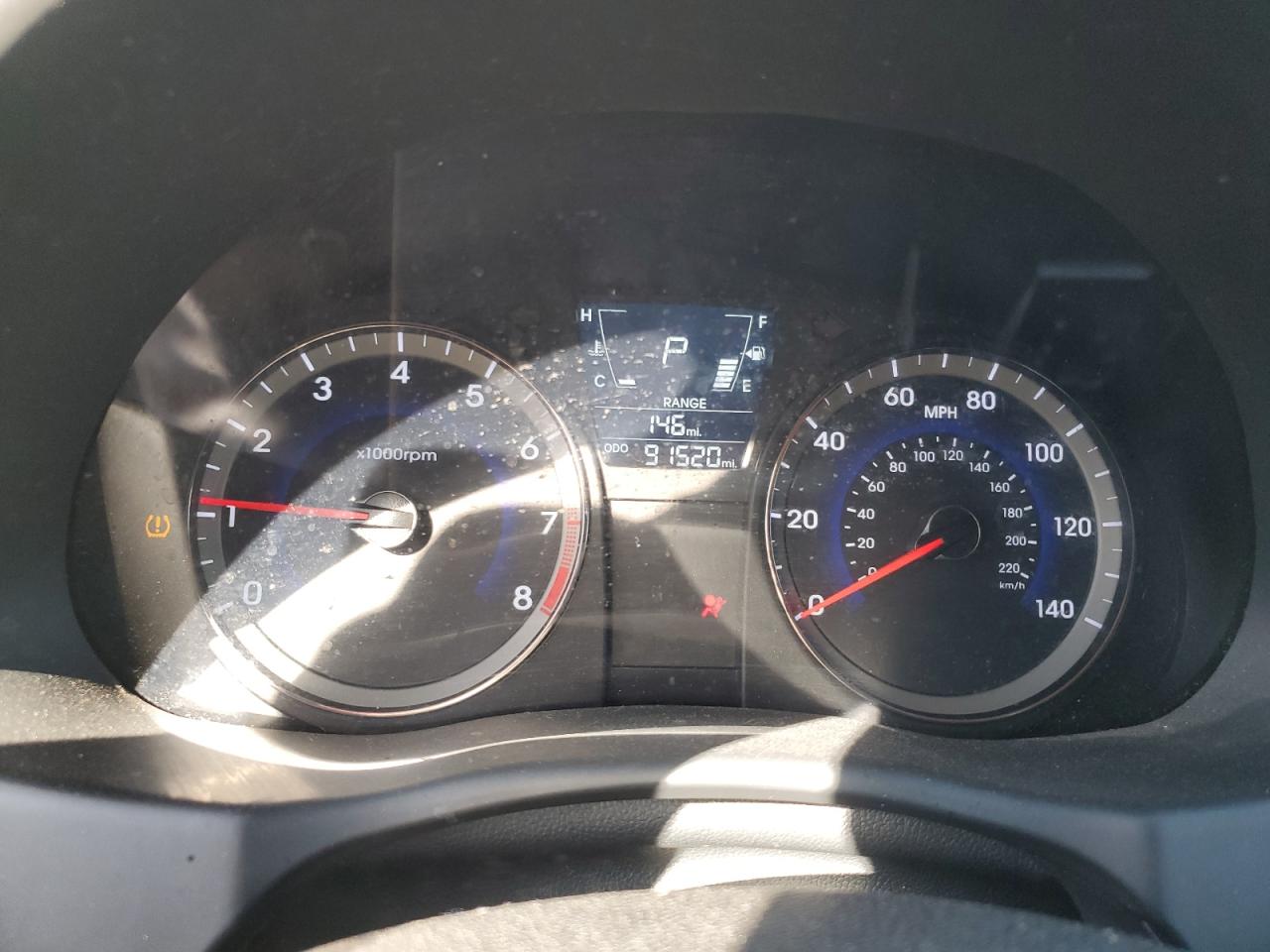 2014 Hyundai Accent - Image 9