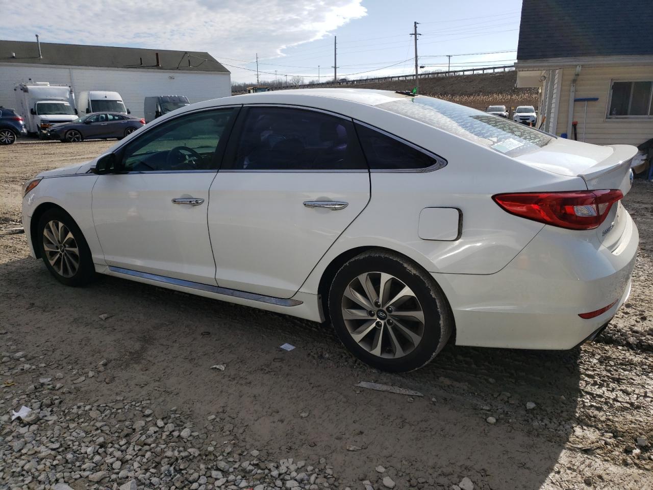 2015 Hyundai Sonata - Image 2