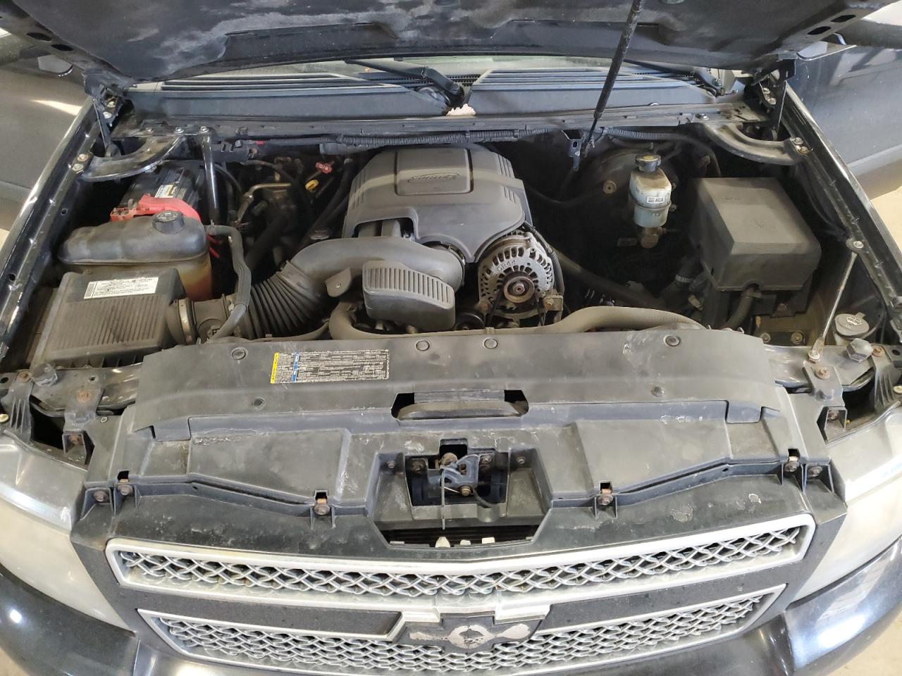 2008 Chevrolet Tahoe - Image 12