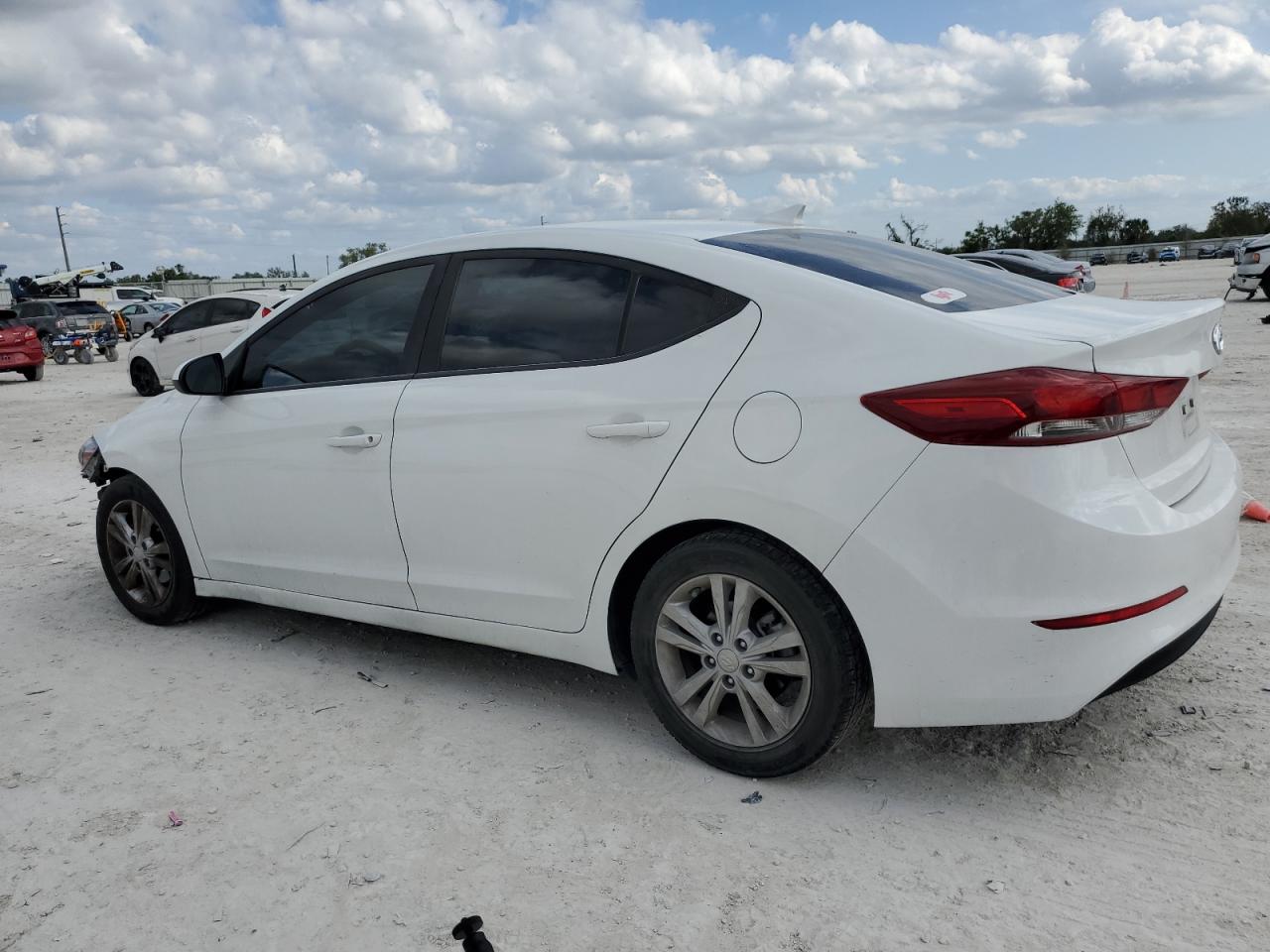 2018 Hyundai Elantra - Image 2