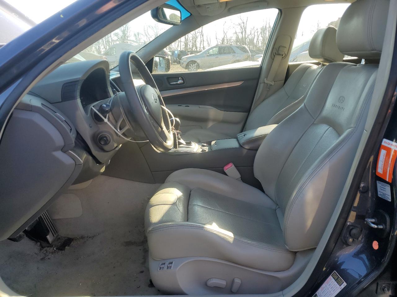 2012 Infiniti G - Image 7