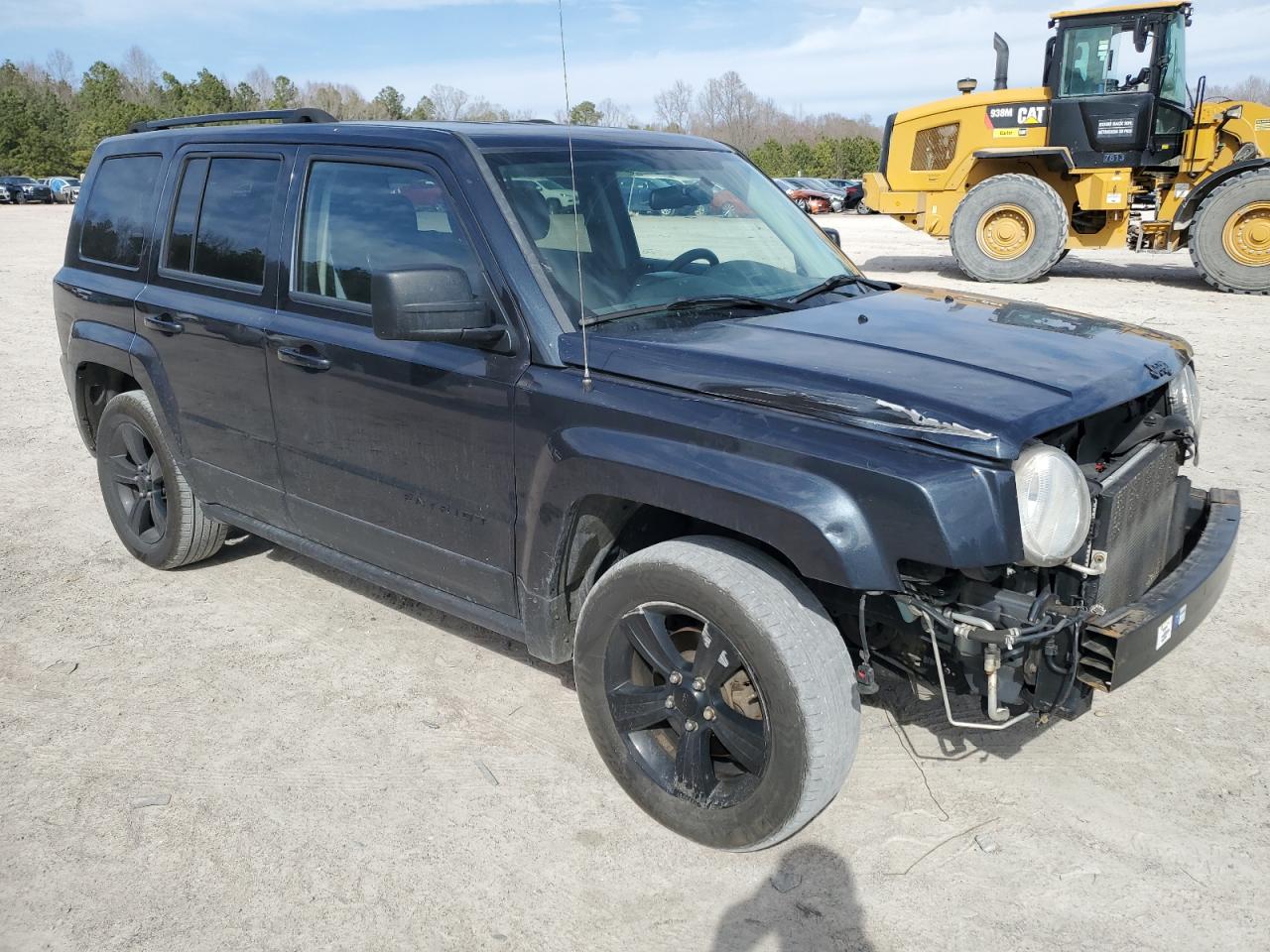 2015 Jeep Liberty (Patriot) - Image 4