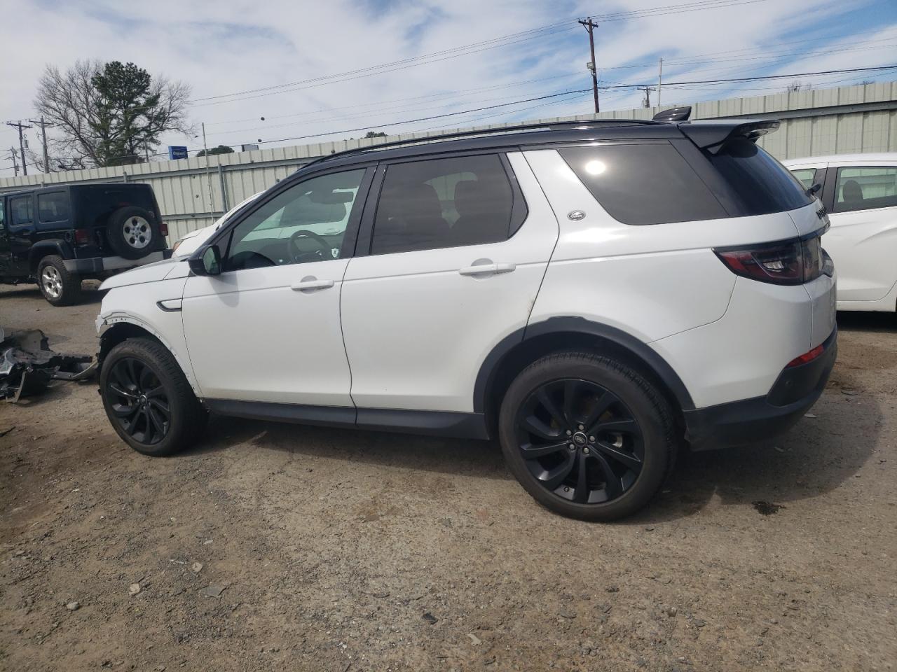 2020 Land Rover Discovery - Image 2