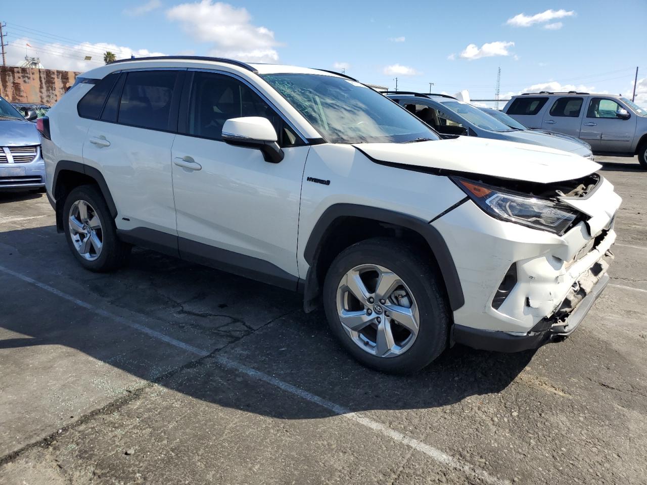 2021 Toyota RAV 4 - Image 4
