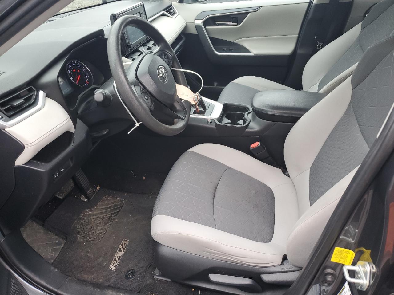 2019 Toyota RAV 4 - Image 7