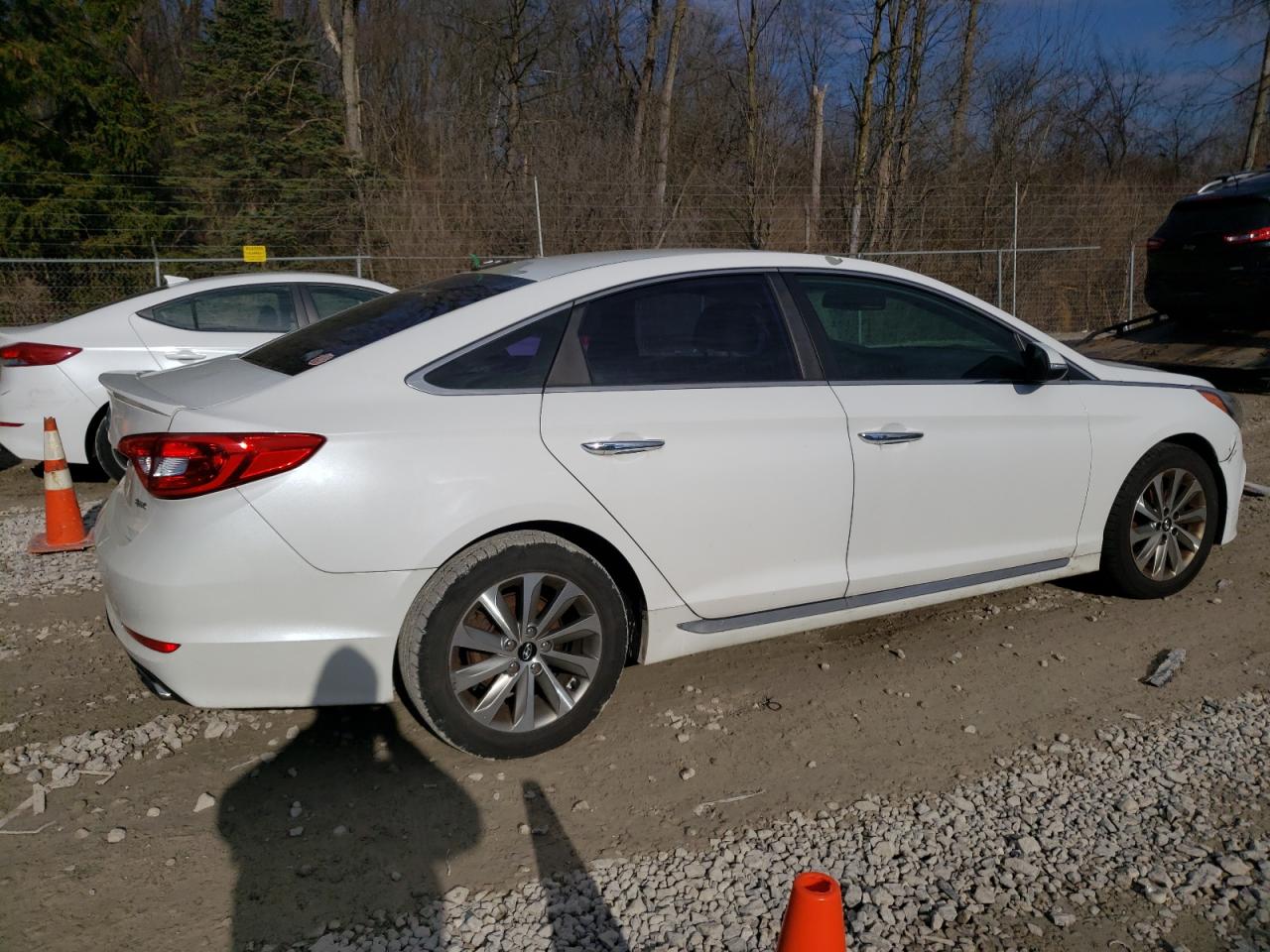 2015 Hyundai Sonata - Image 3