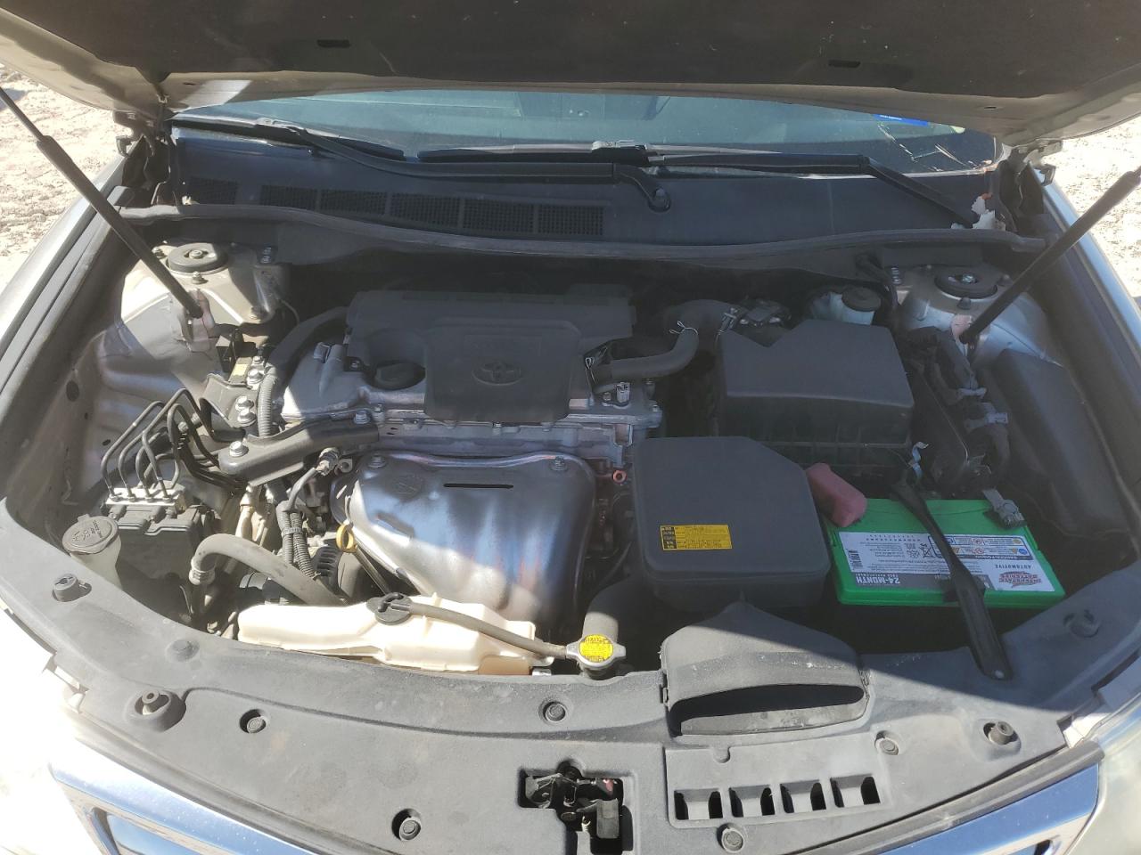 2014 Toyota Camry - Image 11
