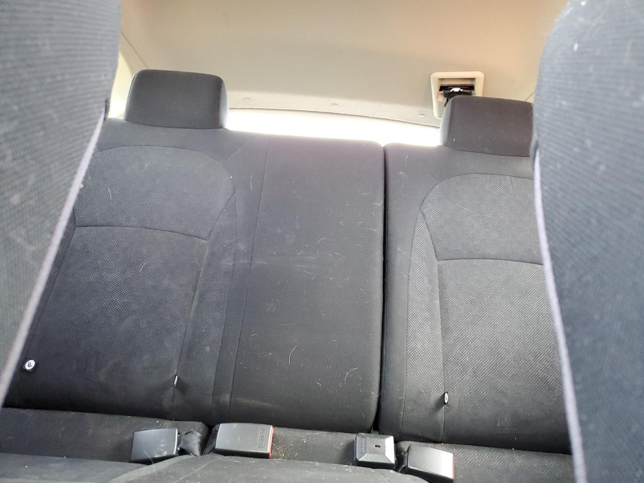 2010 Nissan Rogue - Image 10