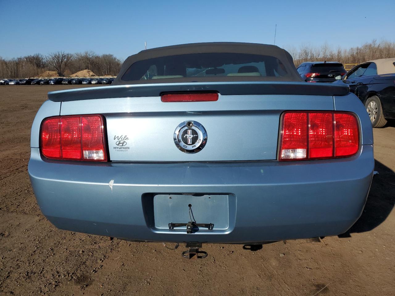 2007 Ford Mustang - Image 6