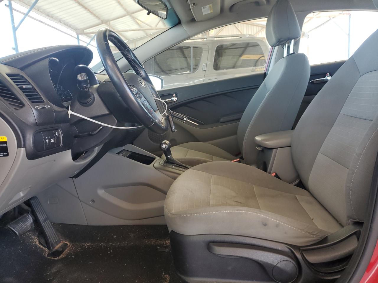 2014 Kia Forte - Image 7