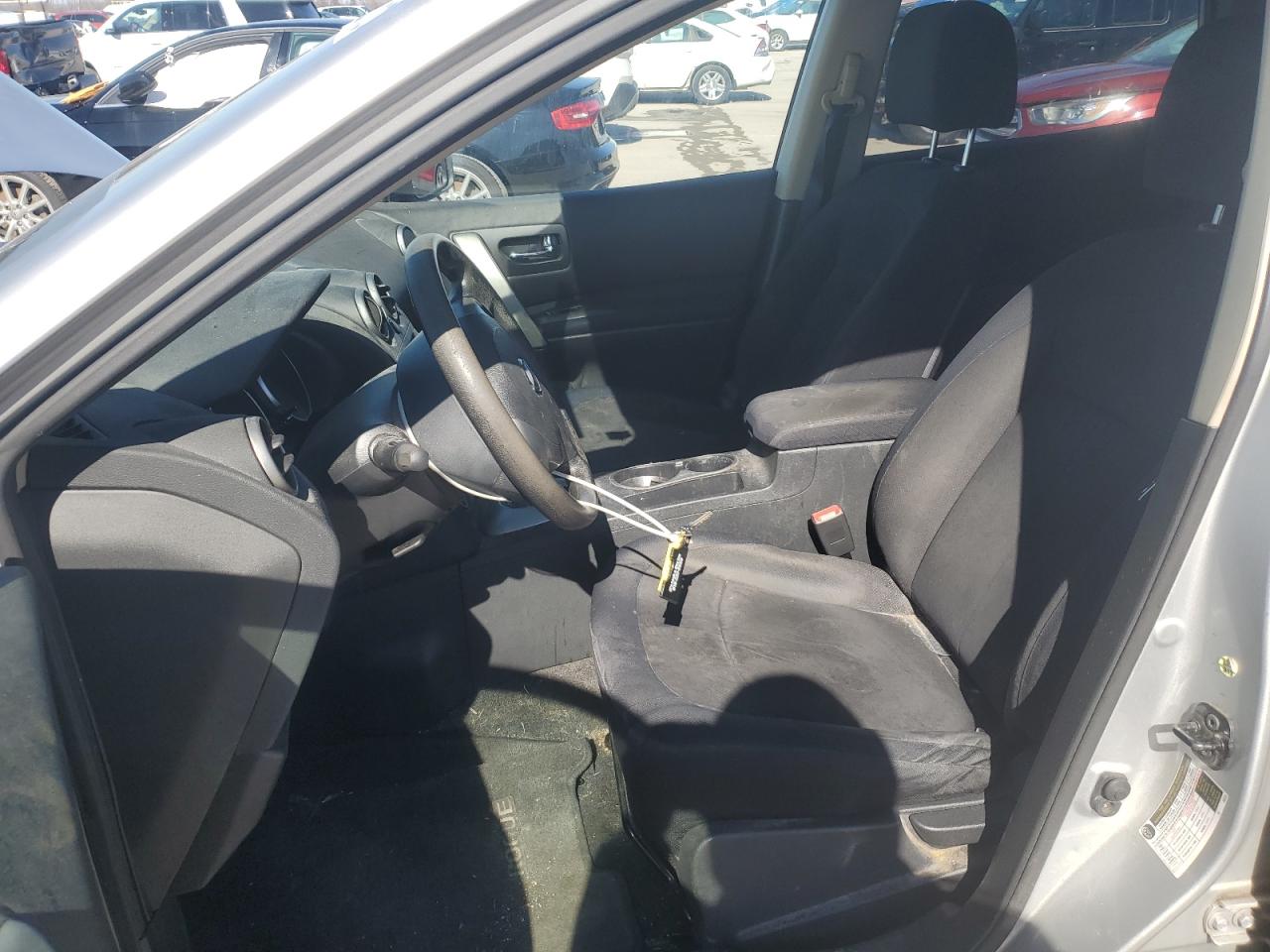 2010 Nissan Rogue - Image 7