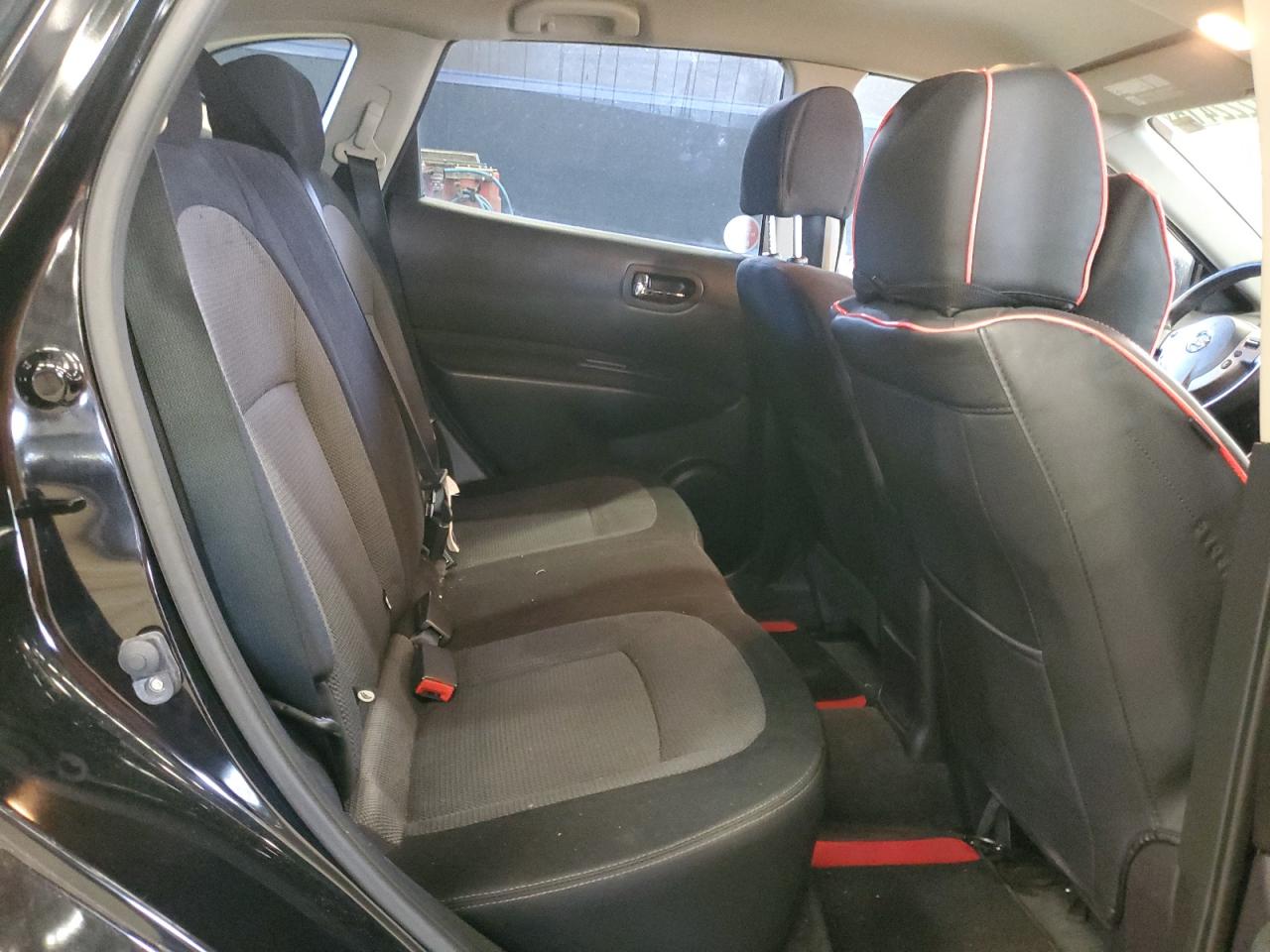 2012 Nissan Rogue - Image 11