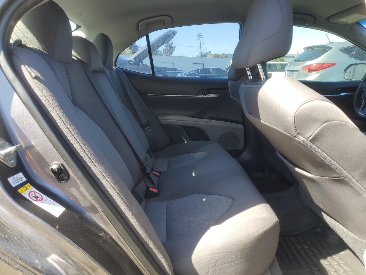 2018 Toyota Camry - Image 10