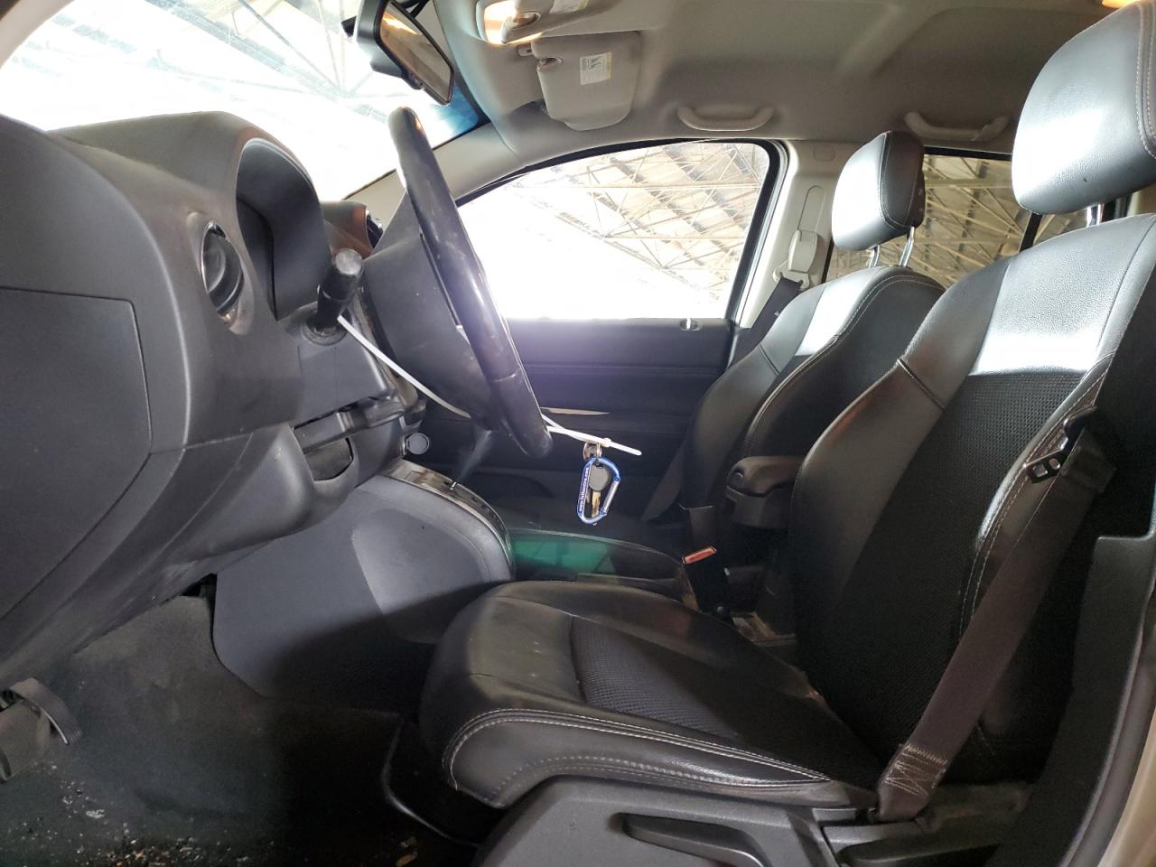 2016 Jeep Compass - Image 7