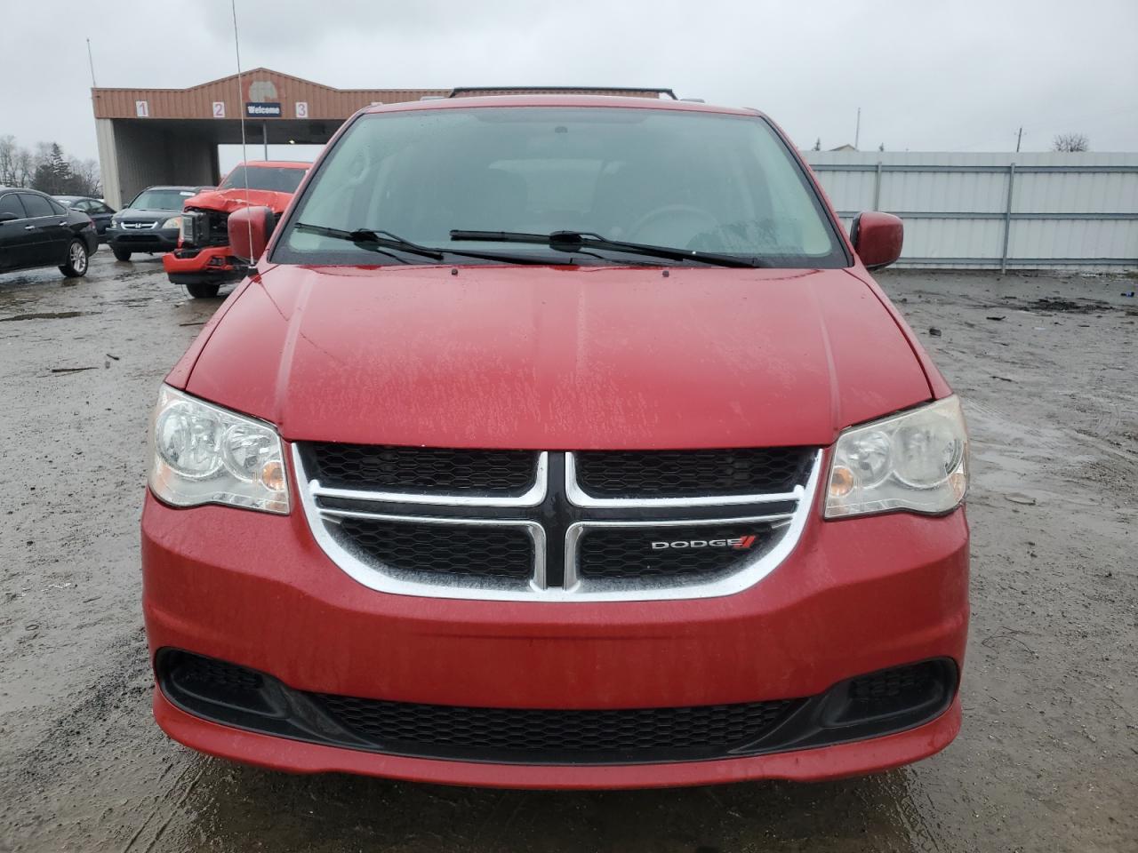 2014 Dodge Caravan - Image 5