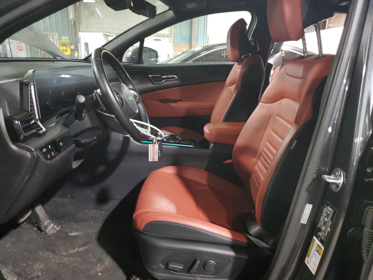 2024 Kia Sportage - Image 7