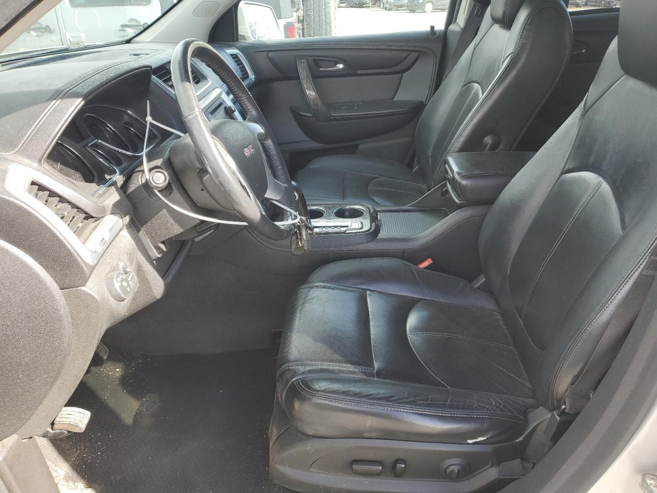 2013 GMC Acadia - Image 7