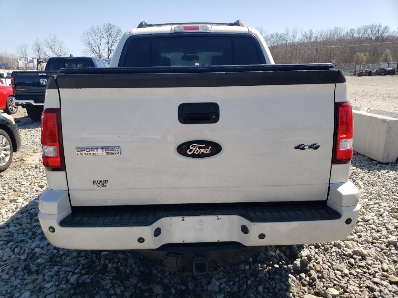 2008 Ford Explorer Sport Trac Limited VIN: 1FMEU53828UA02521 Lot: 49304385