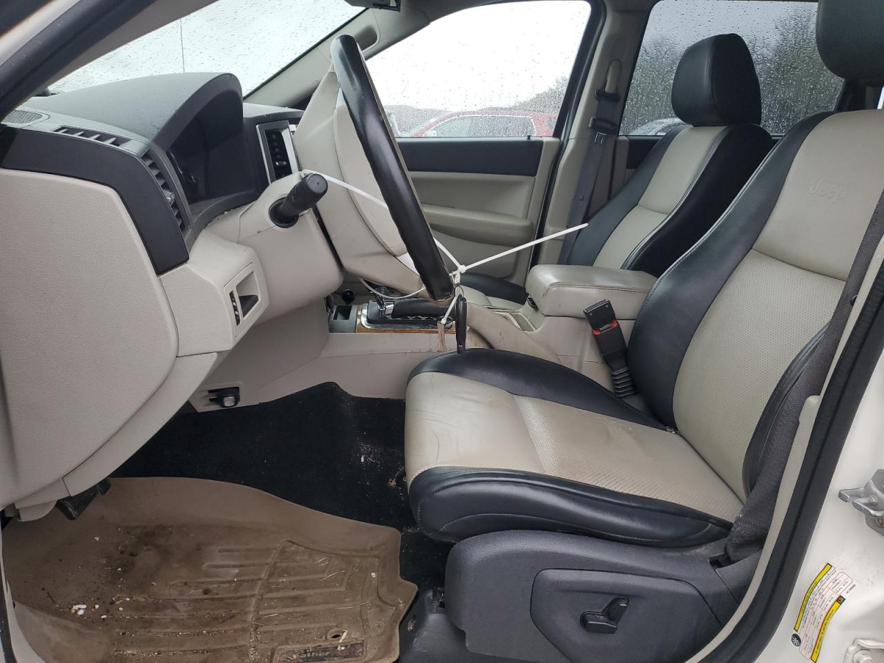 2008 Jeep Grand Cherokee - Image 7