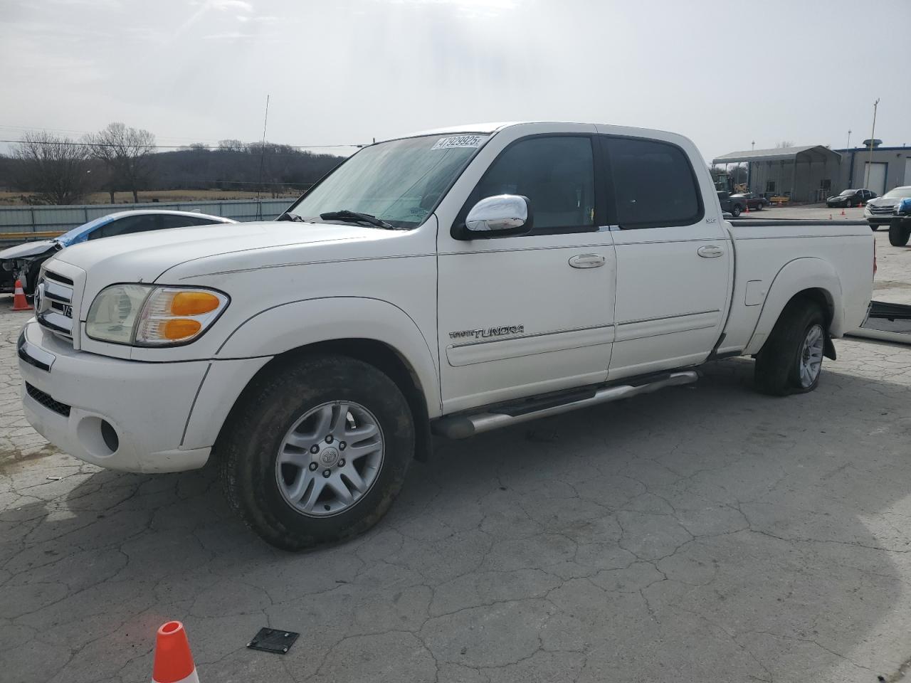 2004 Toyota Tundra - Image 1