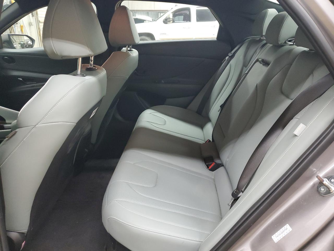 2024 Hyundai Elantra - Image 10