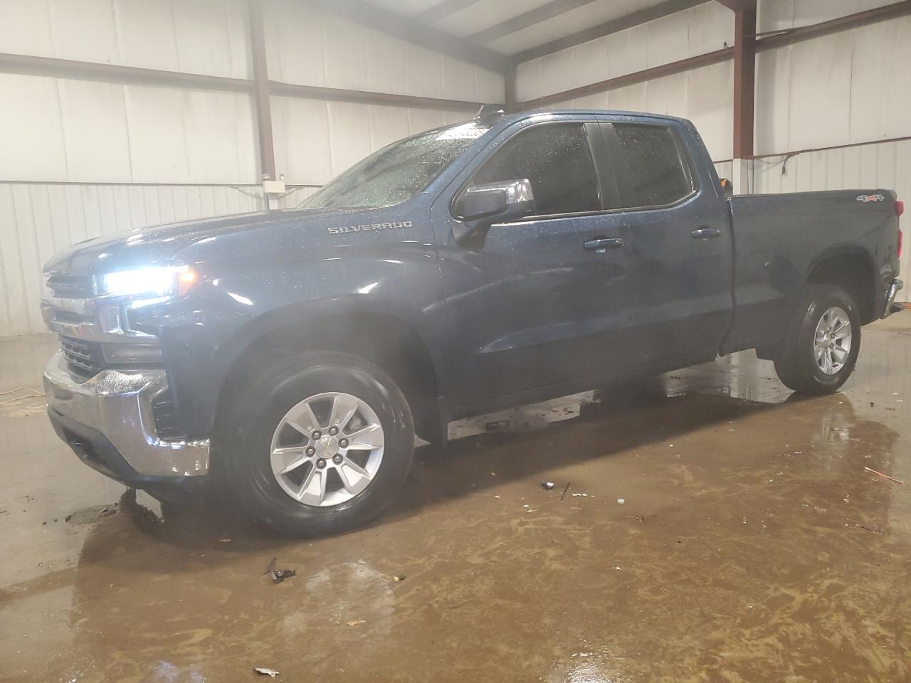 2019 Chevrolet Silverado K1500 Lt for Sale in Pennsburg, PA - Side